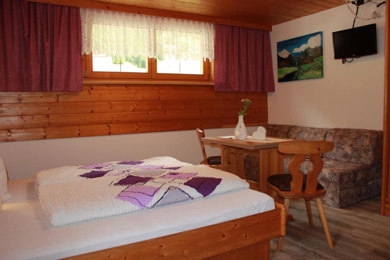 Appartement Haus Andrea à Sankt Leonhard im Pitztal Extérieur photo